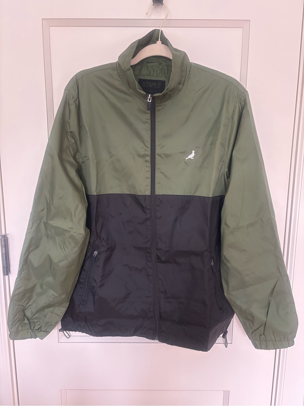 Men’s Staple Olive & Black Colorblock Windbreaker Jacket - Size M